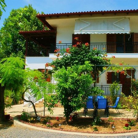Platanos Apartment Nea Moudania Zewnętrze zdjęcie